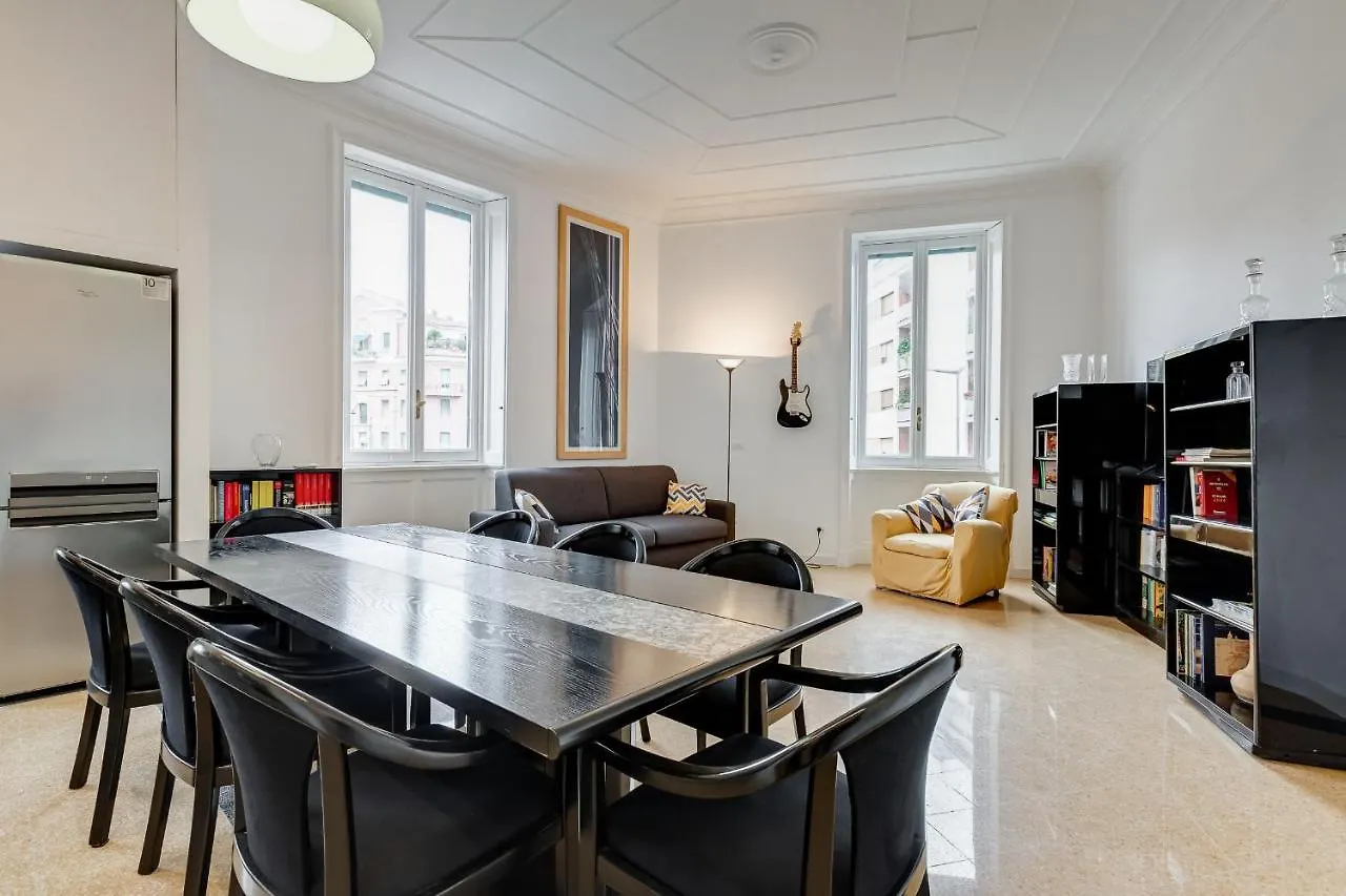 Bmga L Elegant Four-Room Apt For 8 Guests In Prati Roma