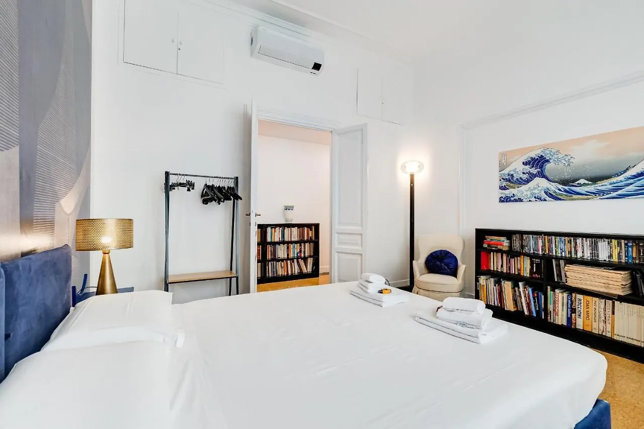 Daire Bmga L Elegant Four-Room Apt For 8 Guests In Prati Roma İtalya