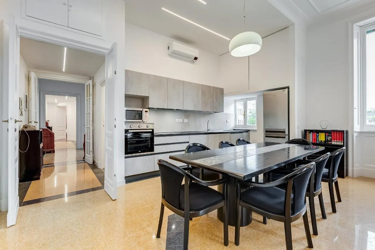 Bmga L Elegant Four-Room Apt For 8 Guests In Prati Roma