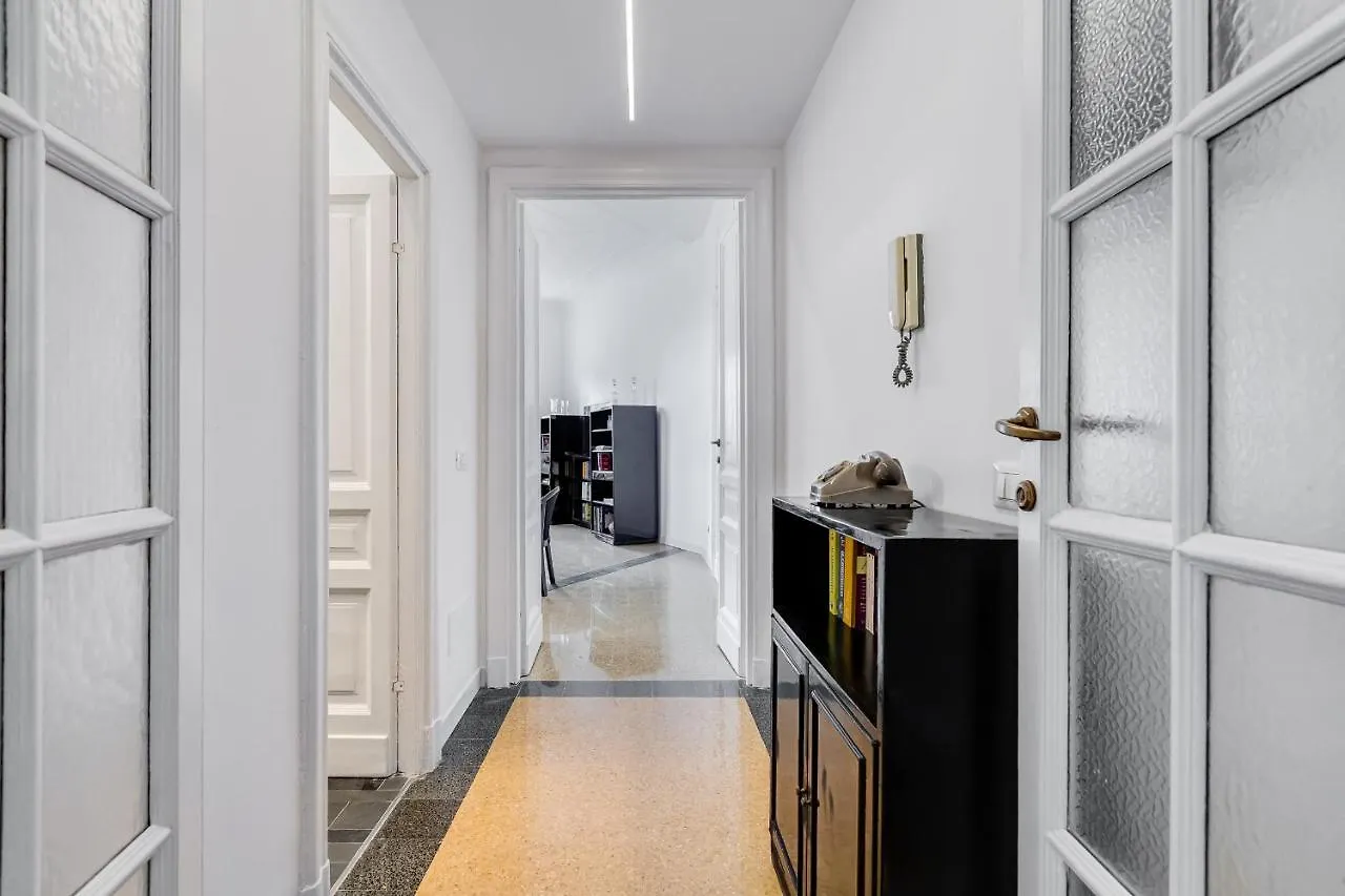 Bmga L Elegant Four-Room Apt For 8 Guests In Prati Rome 0*,  Italy