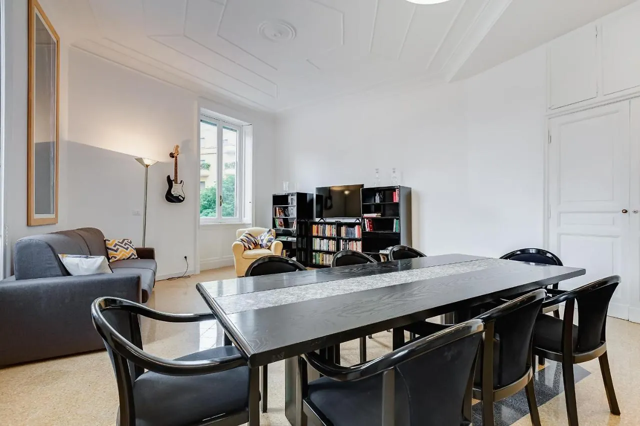 Bmga L Elegant Four-Room Apt For 8 Guests In Prati Rome