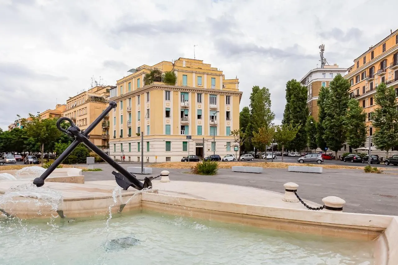Apartment Bmga L Elegant Four-Room Apt For 8 Guests In Prati Rome Italy