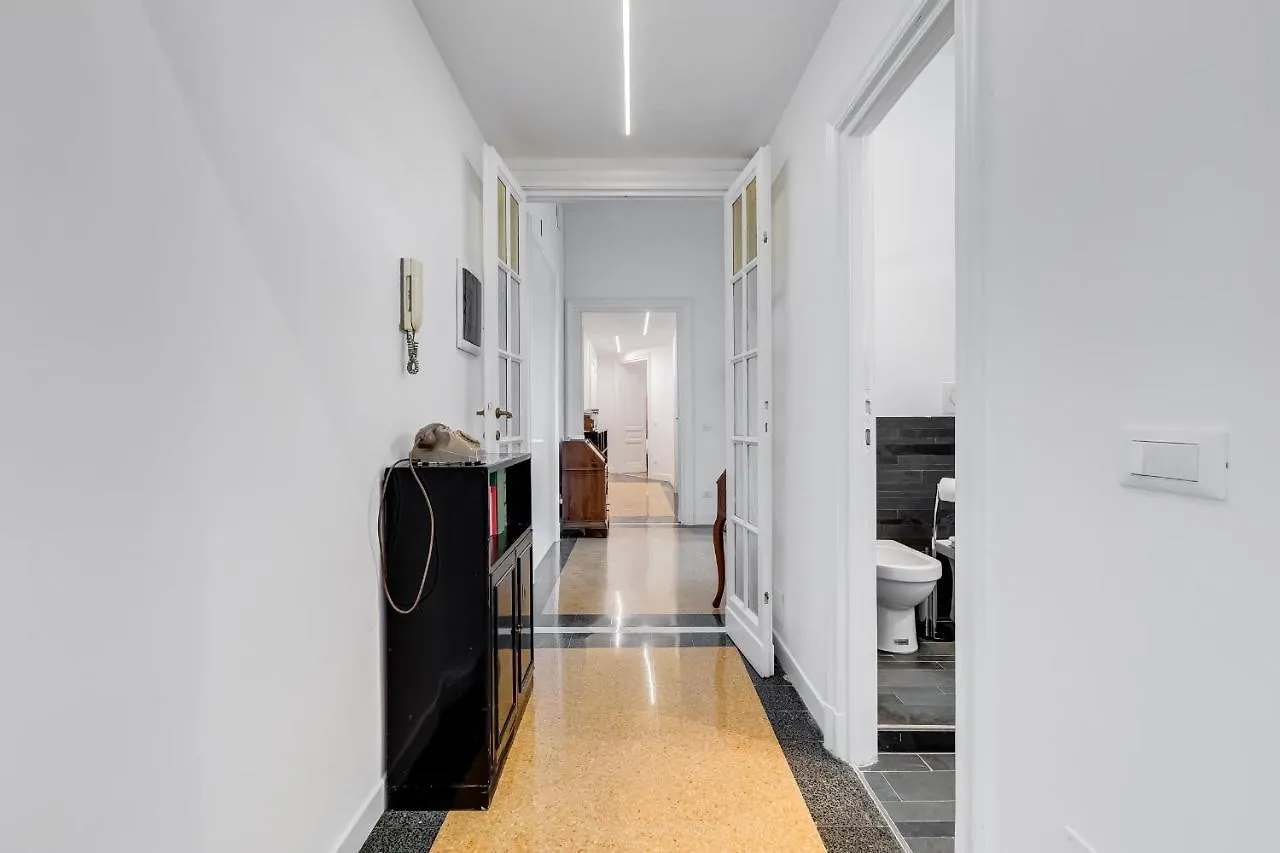 Apartment Bmga L Elegant Four-Room Apt For 8 Guests In Prati Rome